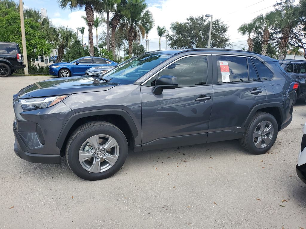 2025 Toyota RAV4 Hybrid LE photo 8