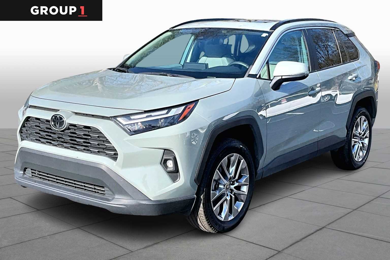 2023 Toyota RAV4 XLE Premium