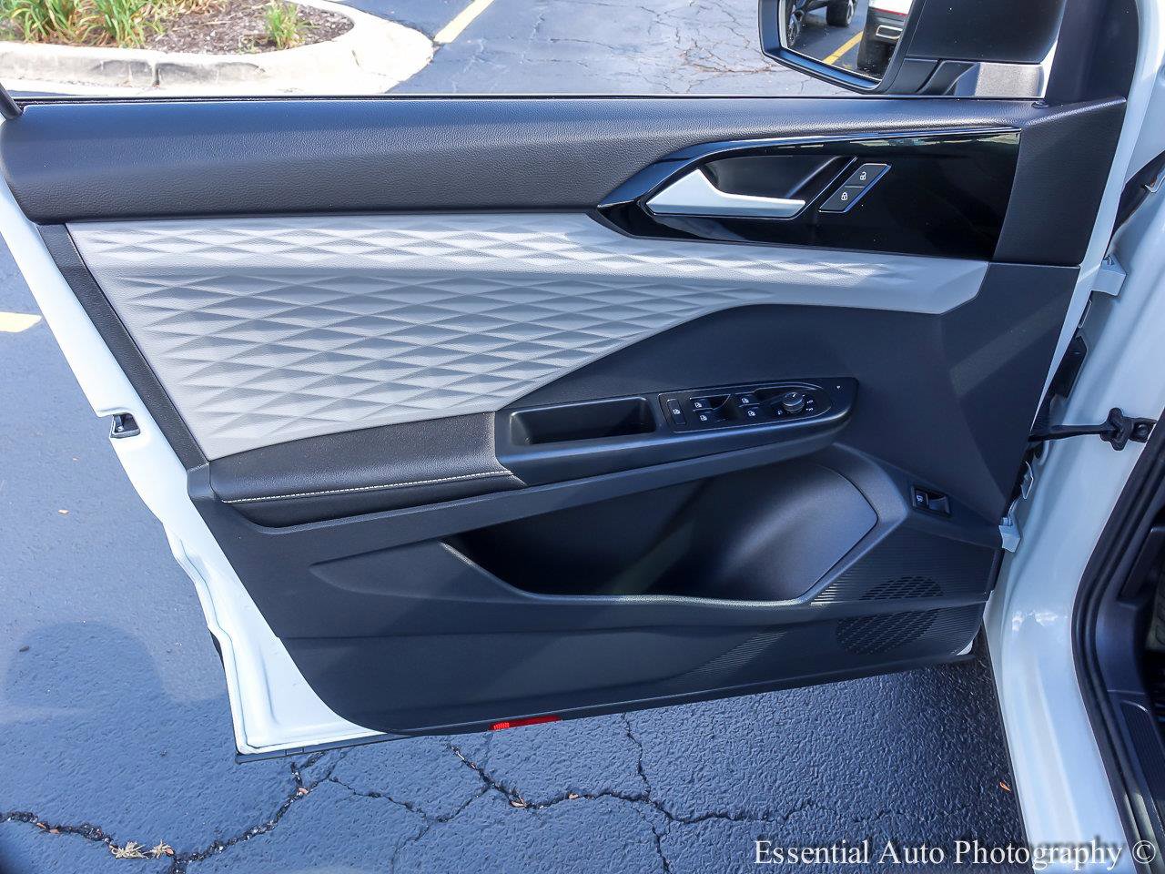 2024 VOLKSWAGEN TAOS - Image 21