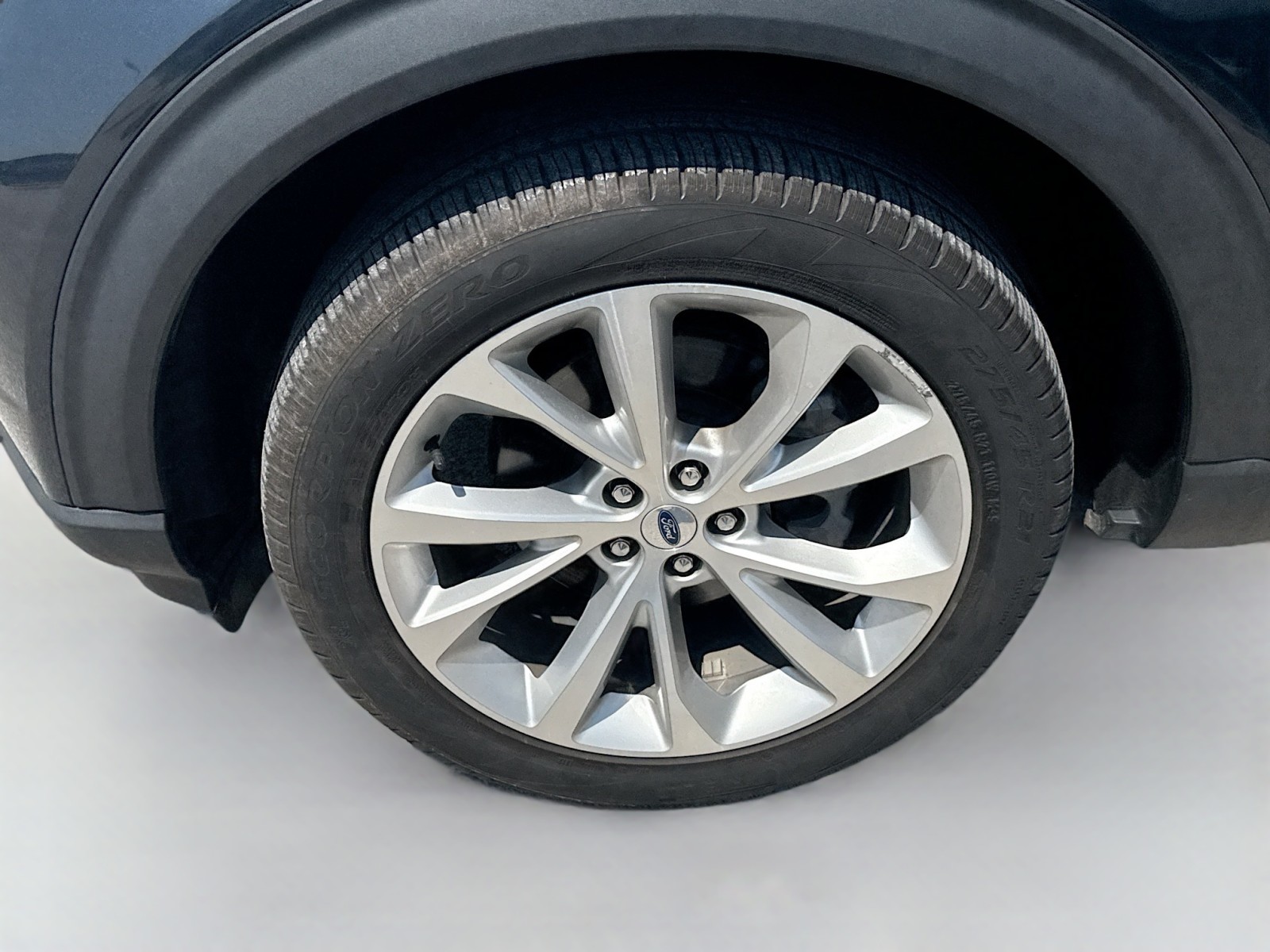 2022 Ford Explorer Platinum photo 32