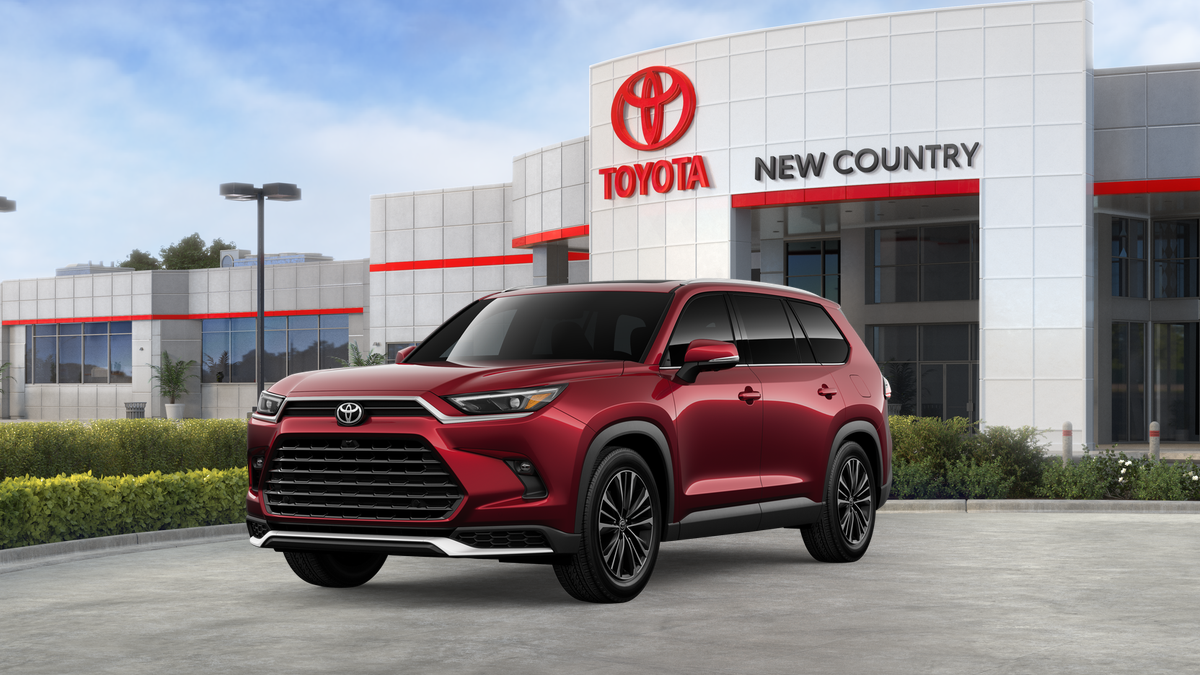2026 Toyota Grand Highlander Platinum's photo