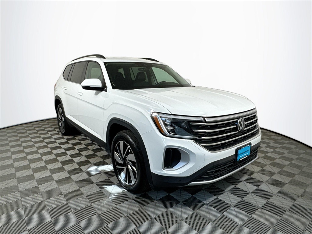 2025 Volkswagen Atlas SE Technology photo 4