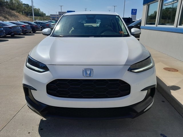 2023 Honda HR-V LX photo 4