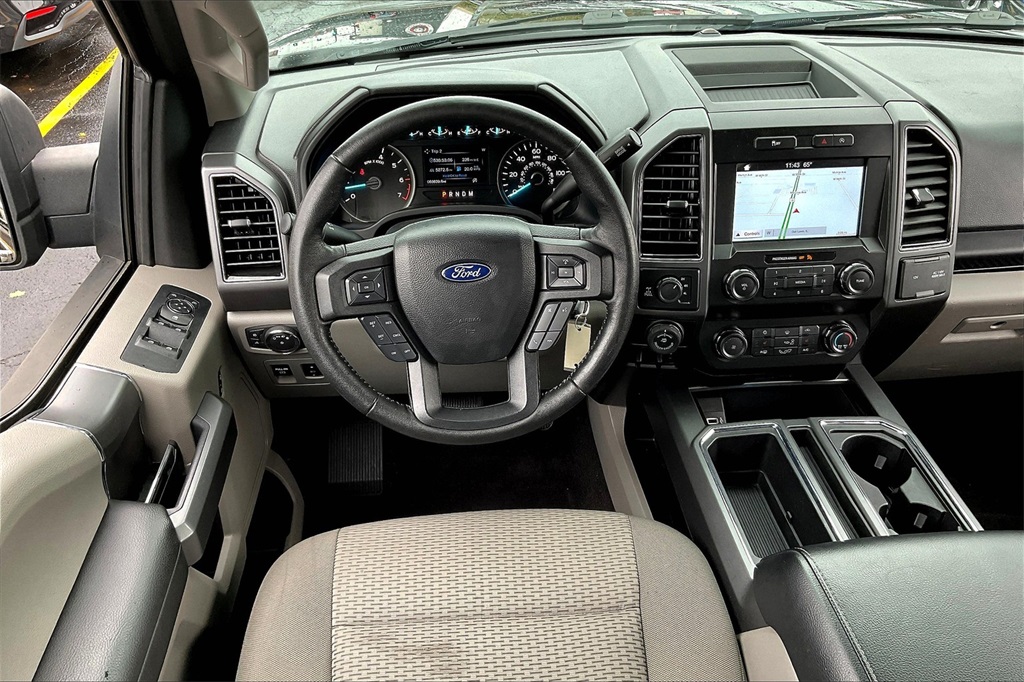 2019 Ford F-150 XLT photo 4