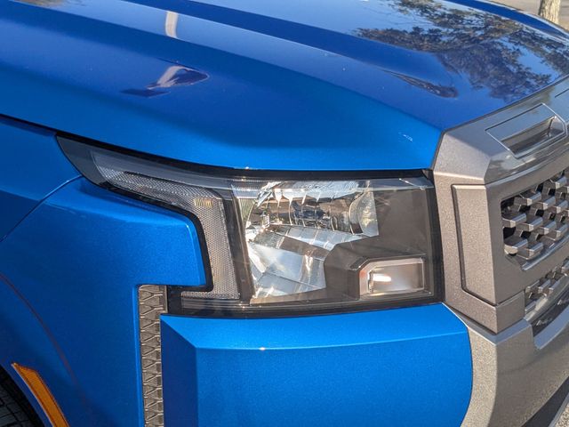 2025 Nissan Frontier SV photo 9