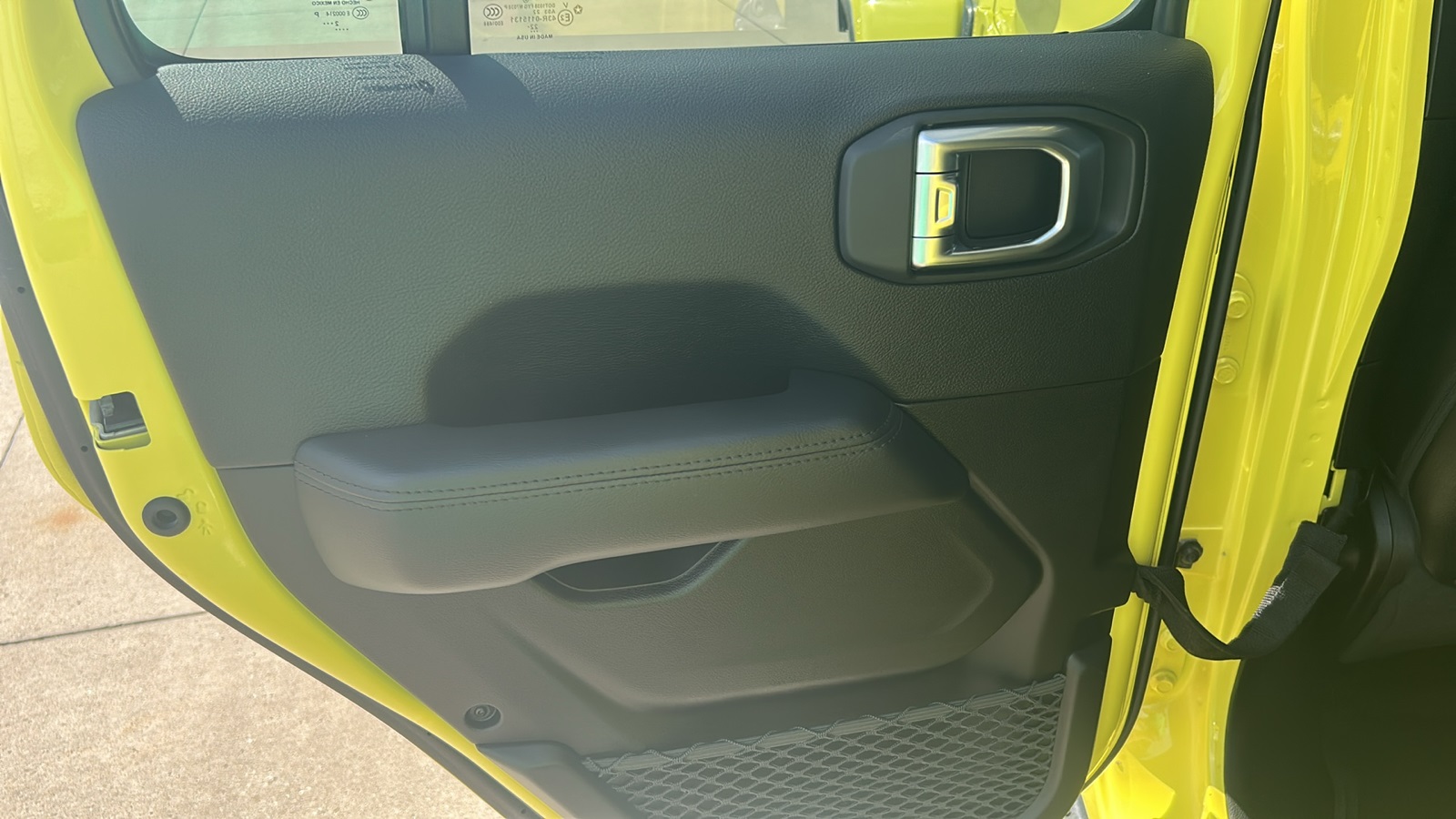 2023 Jeep Wrangler Sahara Altitude photo 30