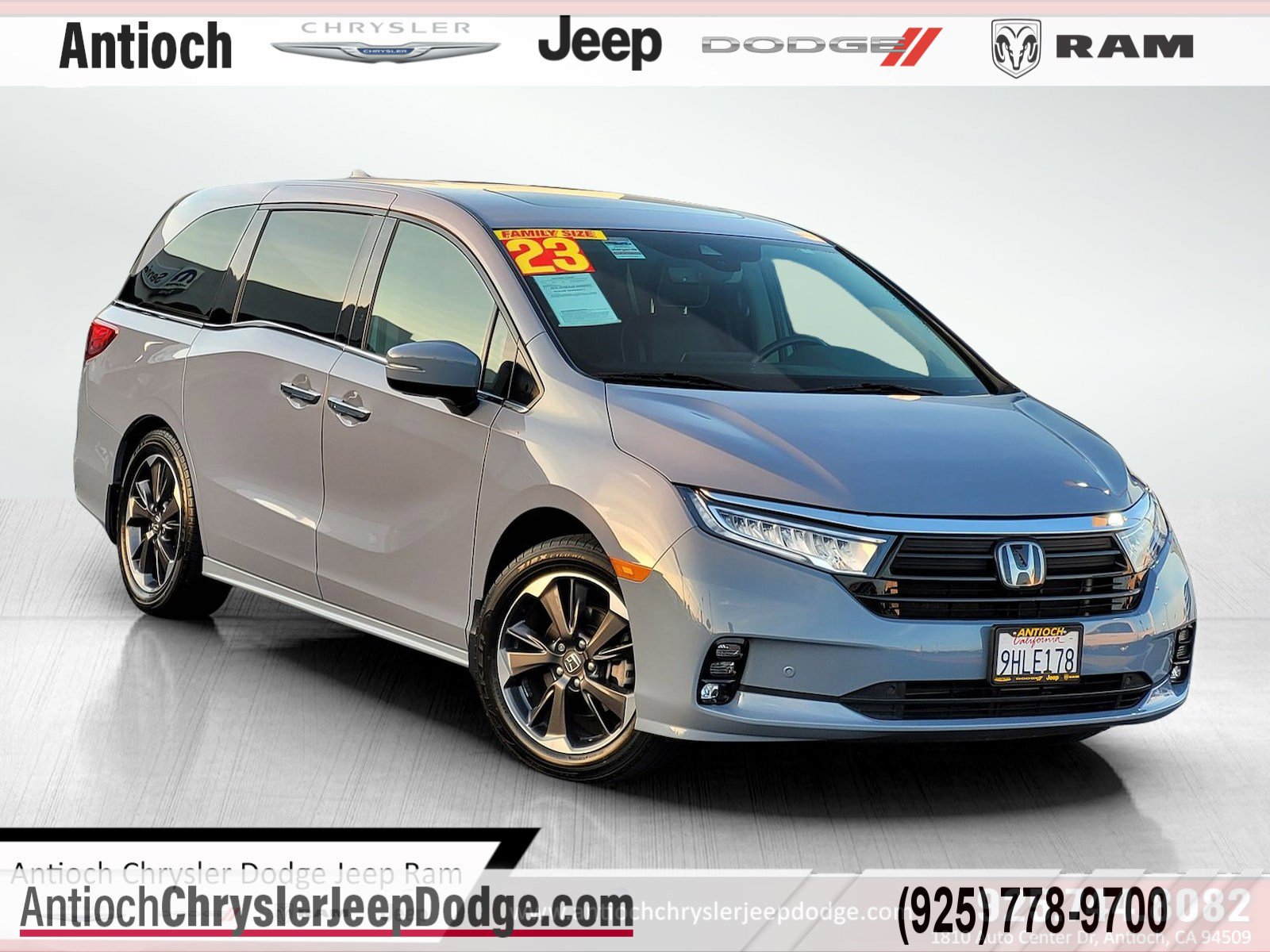 2023 Honda Odyssey Elite's photo