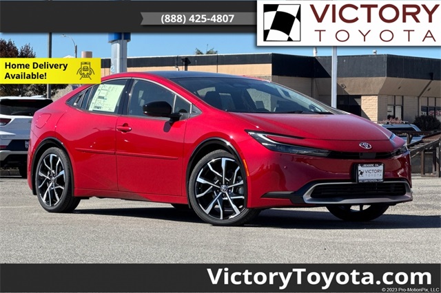 2026 Toyota Prius XSE Premium's photo