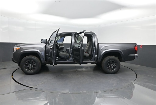 2022 Toyota Tacoma SR5 Double Cab photo 27
