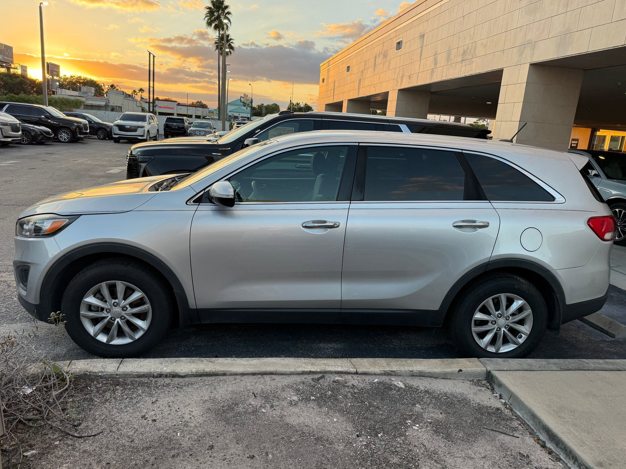 2016 Kia Sorento L photo 2