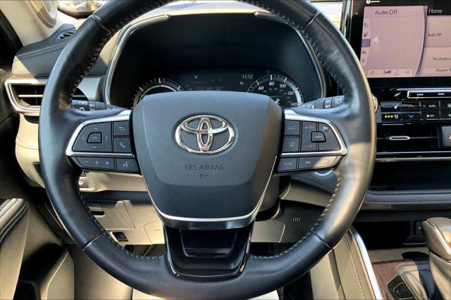 2021 Toyota Highlander Limited photo 5
