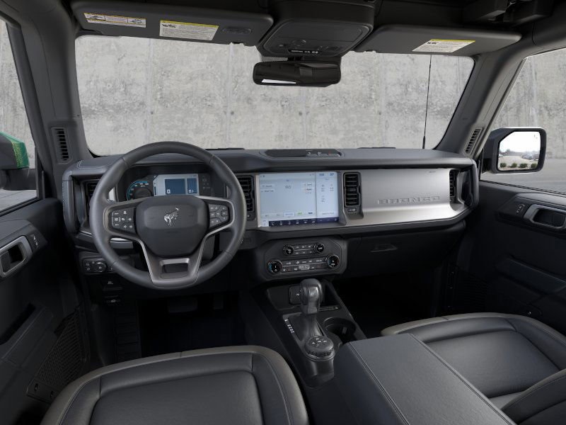 2025 Ford Bronco Outer Banks photo 9