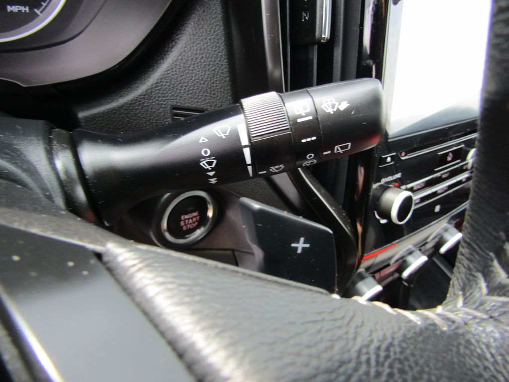 2022 Subaru Ascent Onyx Edition photo 21