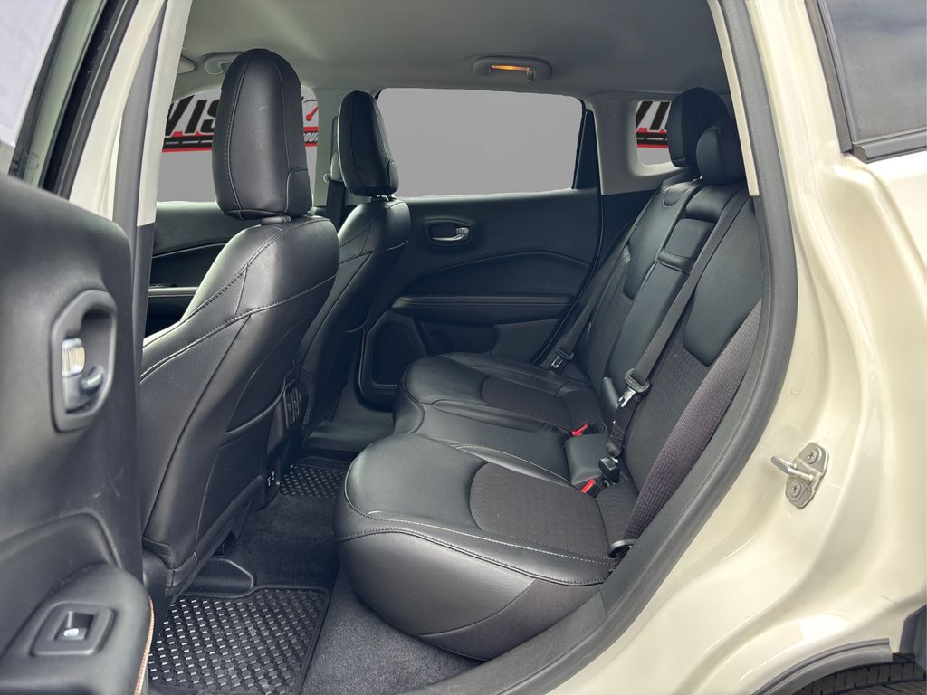 2019 Jeep Compass Latitude photo 10