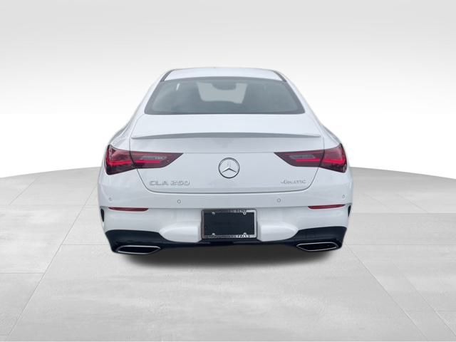 2024 Mercedes Benz CLA 250 photo 4