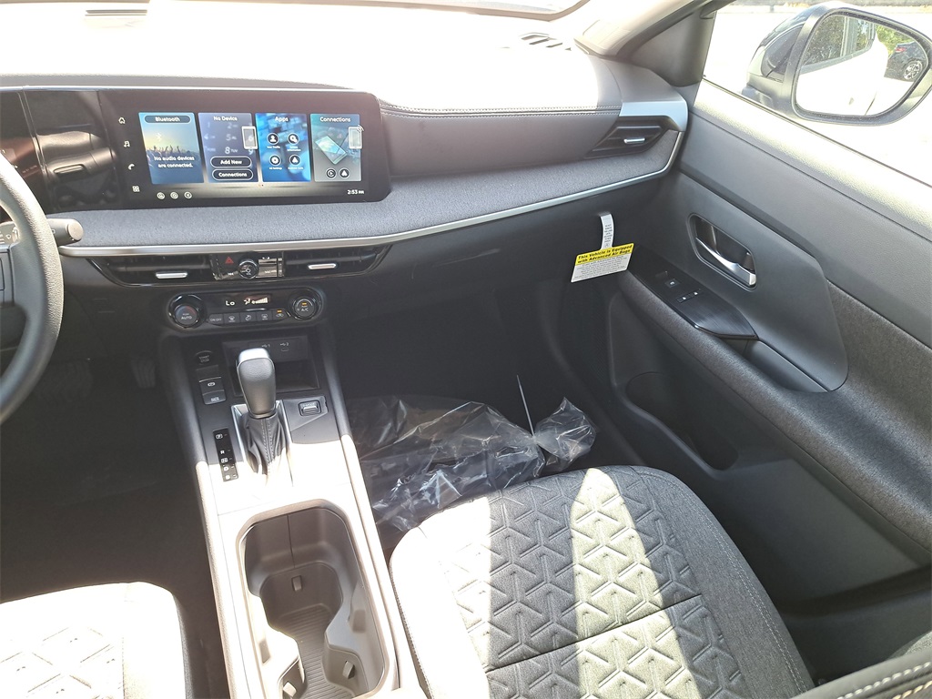 2026 Nissan Kicks SV photo 15