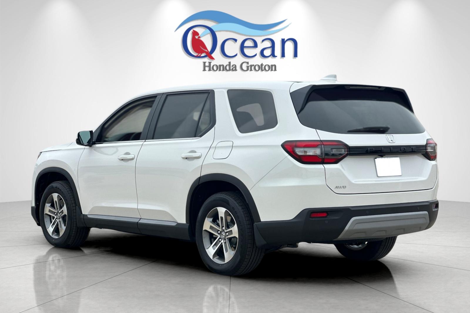 2025 Honda Pilot EX-L photo 2