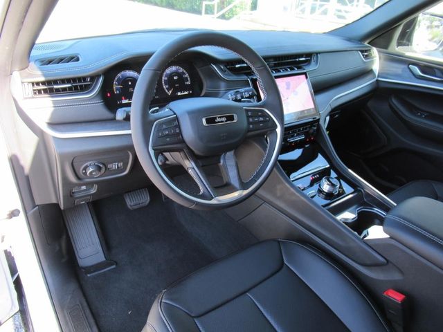 2025 Jeep Grand Cherokee Limited photo 15