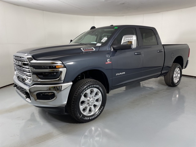 2025 Ram 2500 Laramie photo 4