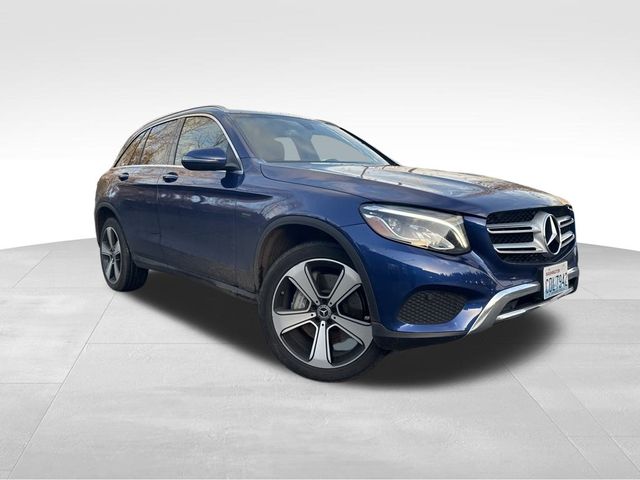 2019 Mercedes-Benz GLC GLC350e's photo