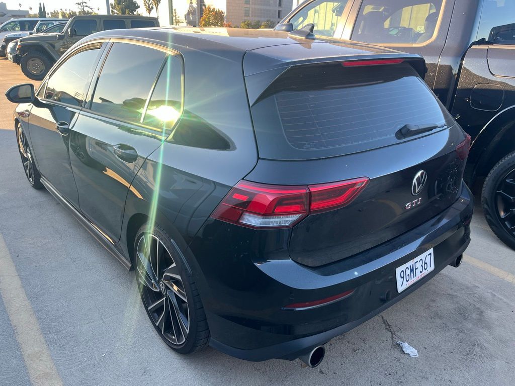 2023 Volkswagen Golf GTI Autobahn photo 4