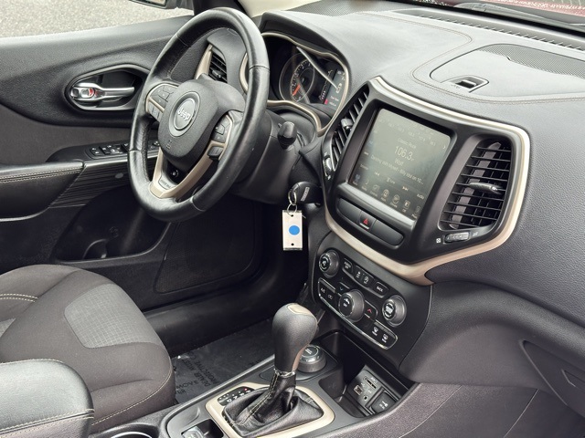 2017 Jeep Cherokee Latitude photo 17