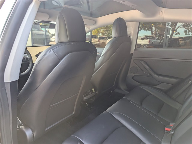 2022 Tesla Model 3 Long Range photo 12