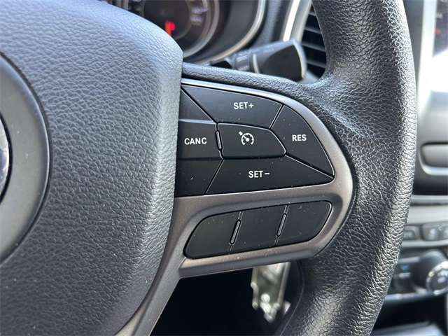 2019 Jeep Cherokee Latitude photo 24
