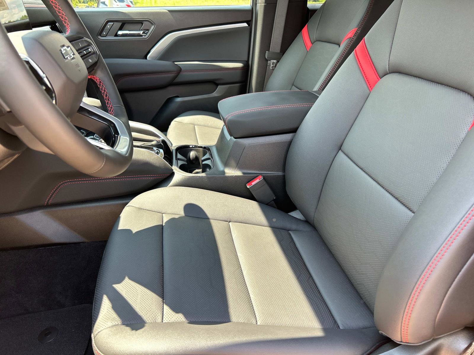 2025 Chevrolet Colorado Z71 photo 19