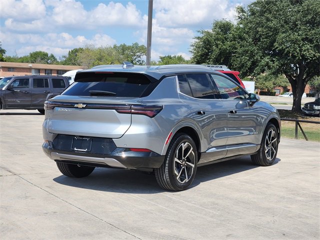 2025 Chevrolet Equinox EV 1LT photo 3