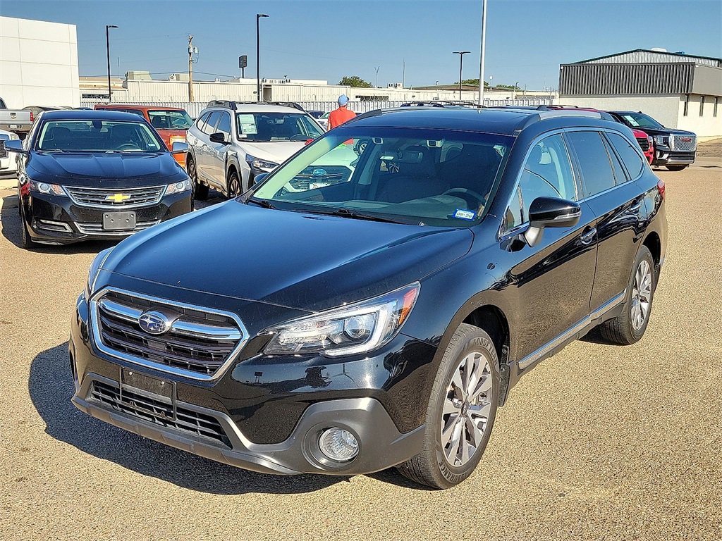 2018 Subaru Outback Touring photo 4
