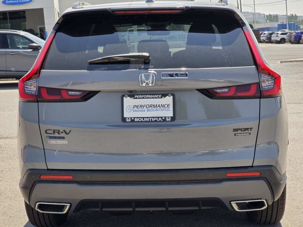 2026 Honda CR-V Hybrid Sport Touring photo 4