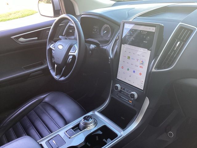 2024 Ford Edge SEL photo 26