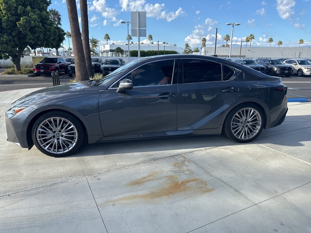 2024 Lexus IS 300 photo 13
