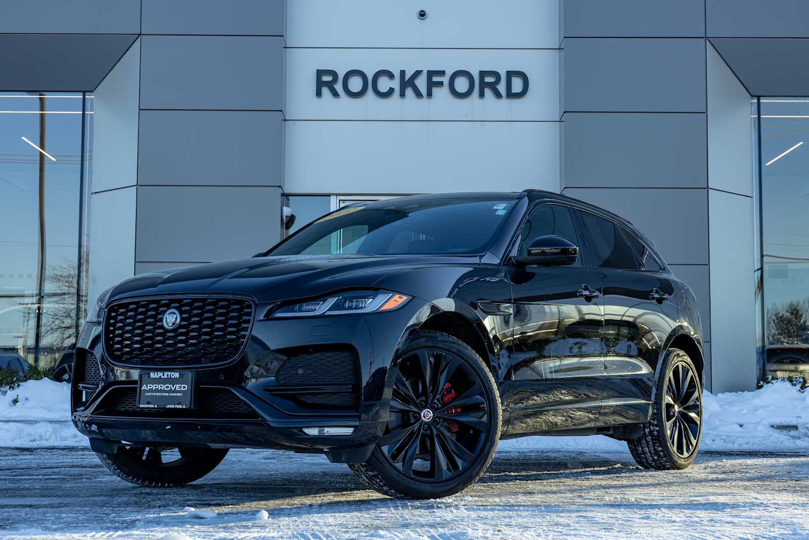 2022 Jaguar F-Pace S's photo