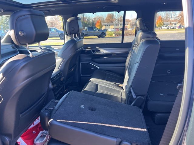 2023 Jeep Wagoneer Series II photo 4