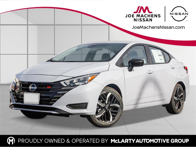 2025 Nissan Versa Sedan SR's photo