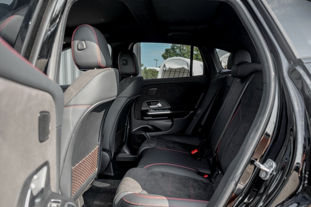 2026 Mercedes Benz GLA 250 4MATIC photo 17