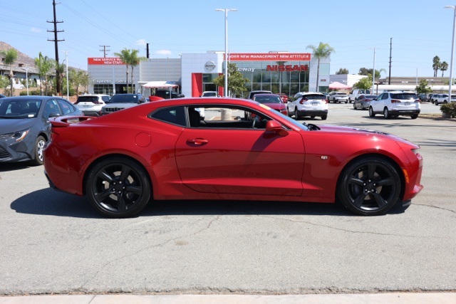 2018 Chevrolet Camaro SS photo 2