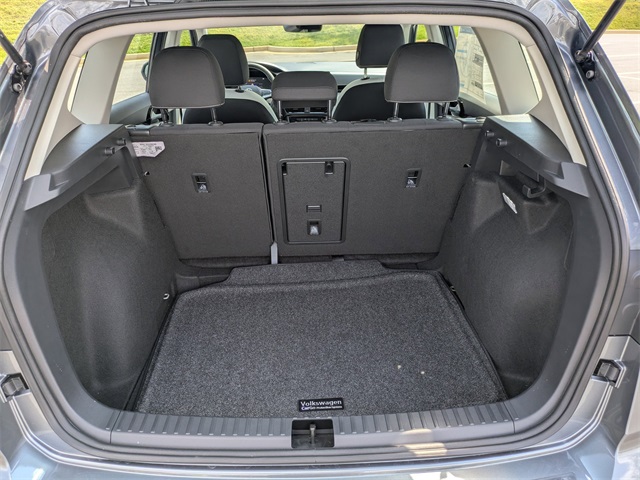 2025 Volkswagen Taos S photo 11