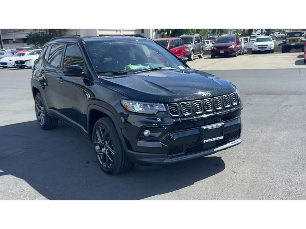 2026 Jeep Compass Limited Altitude's photo