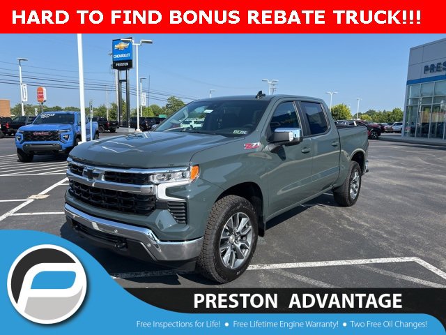 2025 Chevrolet Silverado 1500 LT photo 4