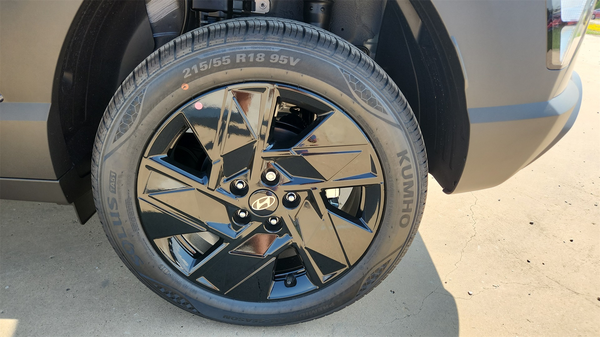 2026 Hyundai Kona SEL photo 9