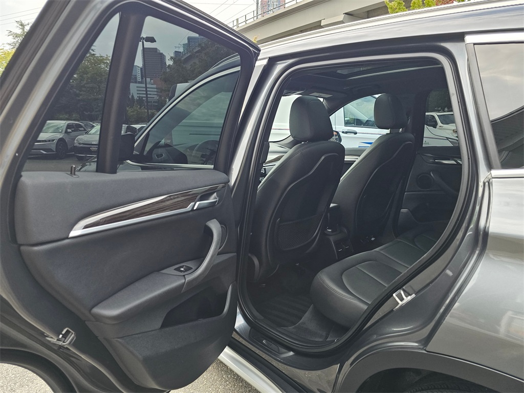 2016 Bmw X1 XDrive28i photo 18