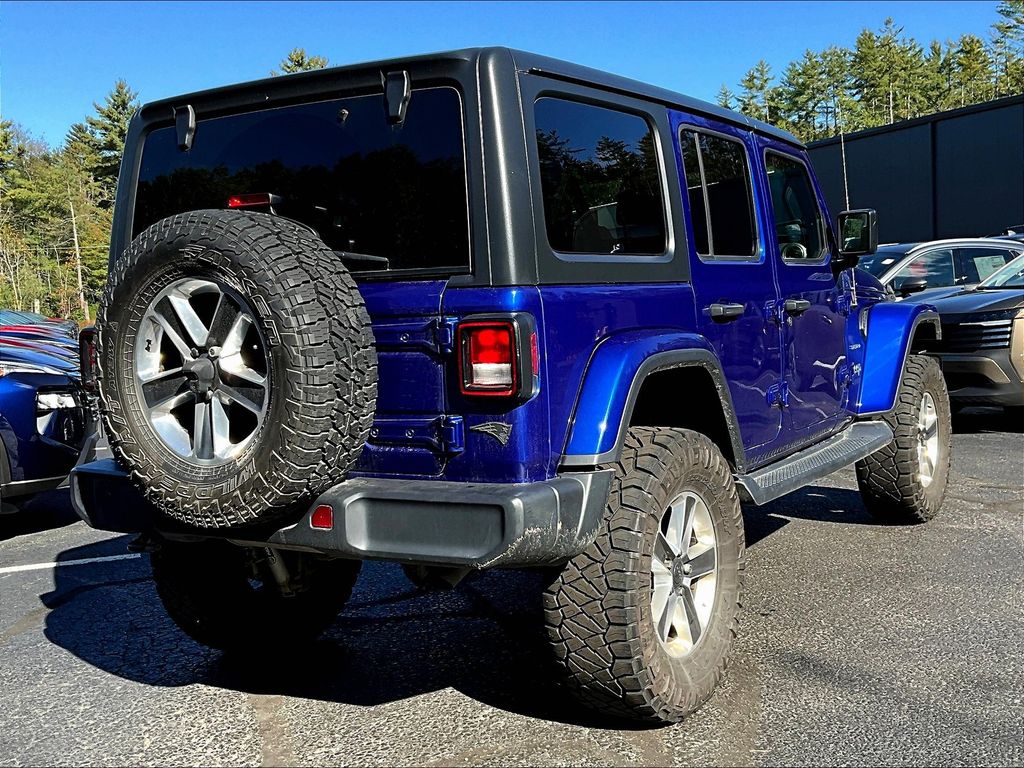 2018 Jeep Wrangler Unlimited Sahara photo 4