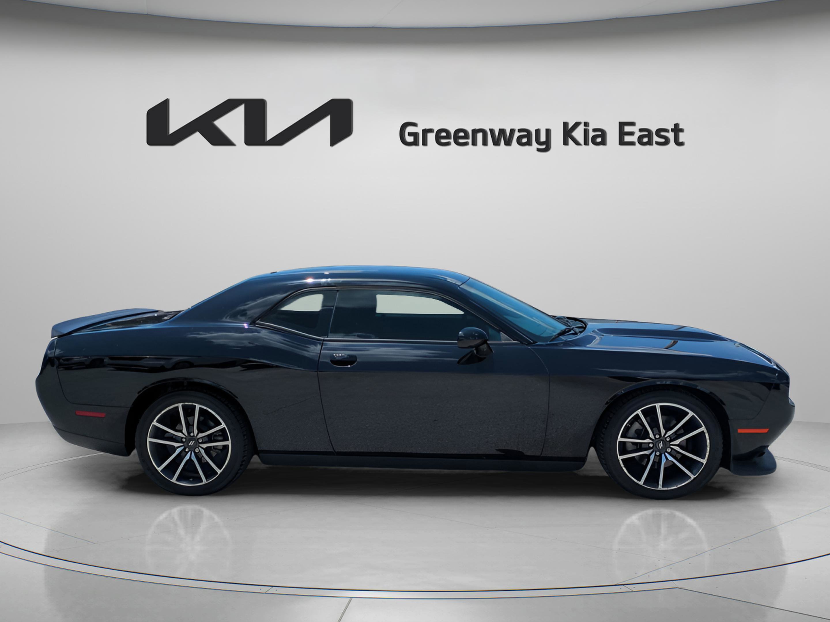 2023 Dodge Challenger GT photo 8