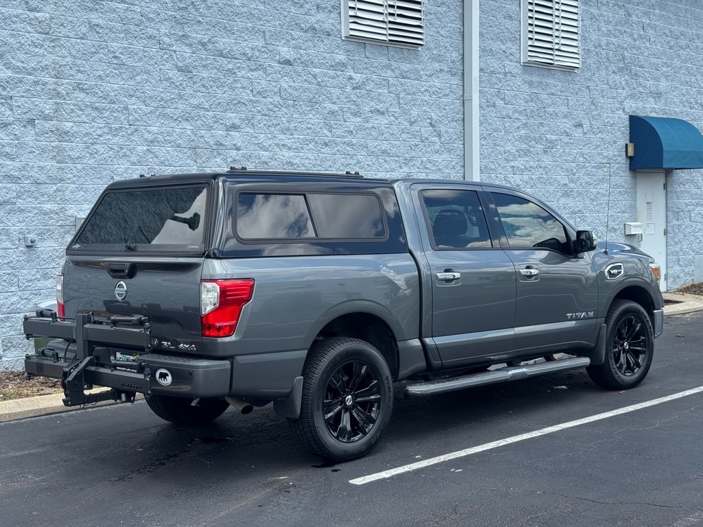 2017 Nissan Titan SL photo 6