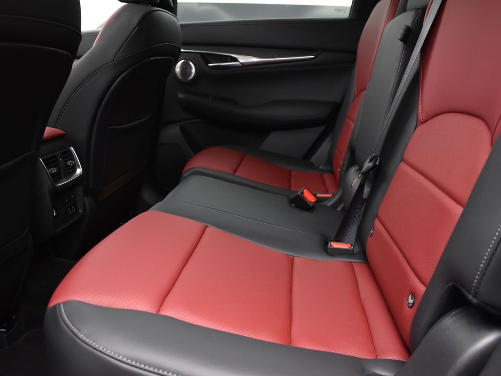 2025 Infiniti QX55 Sensory photo 16