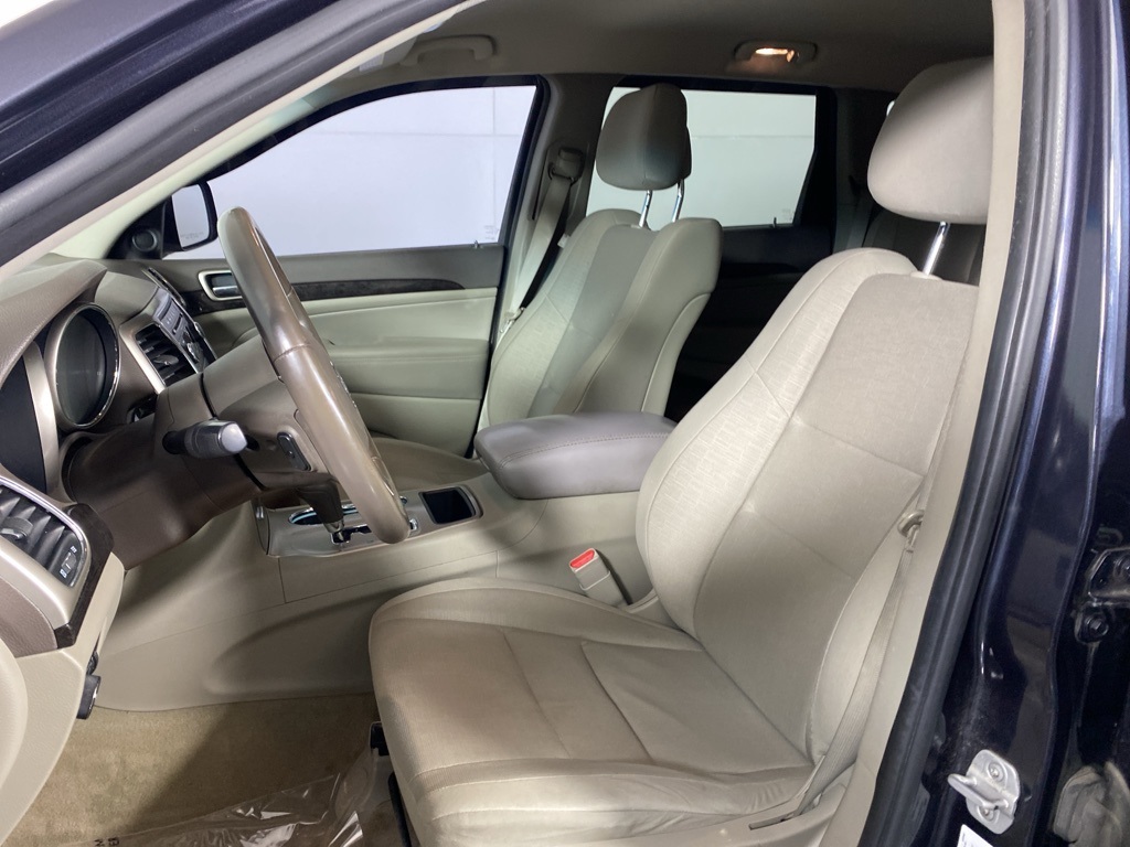 2012 Jeep Grand Cherokee Laredo photo 16