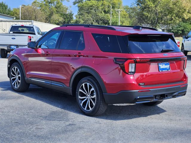 2025 Ford Explorer ST-Line photo 4